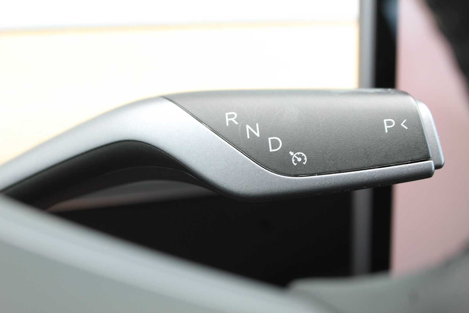 Used 2022  Tesla Long Range image 22