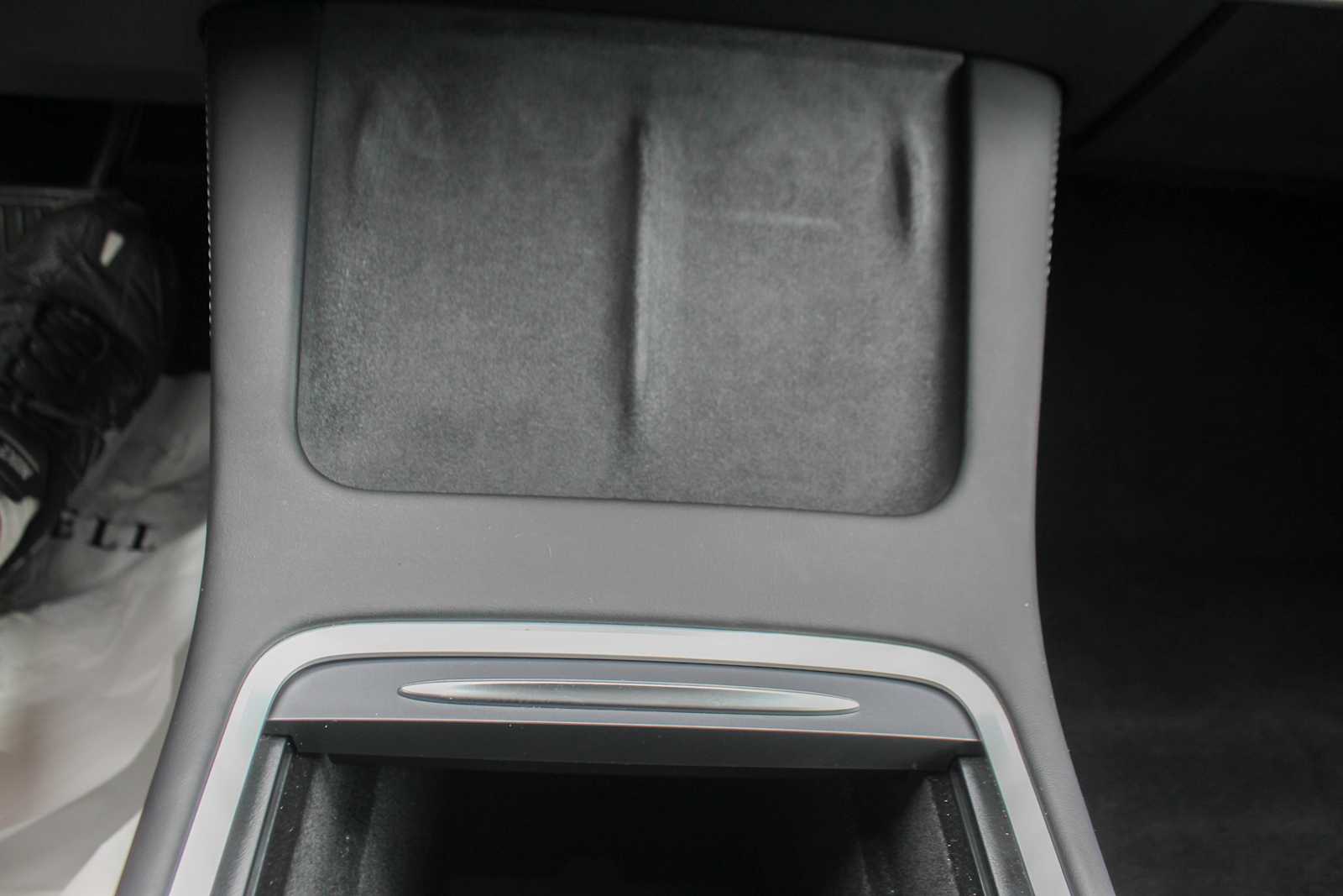 Used 2022  Tesla Long Range image 17