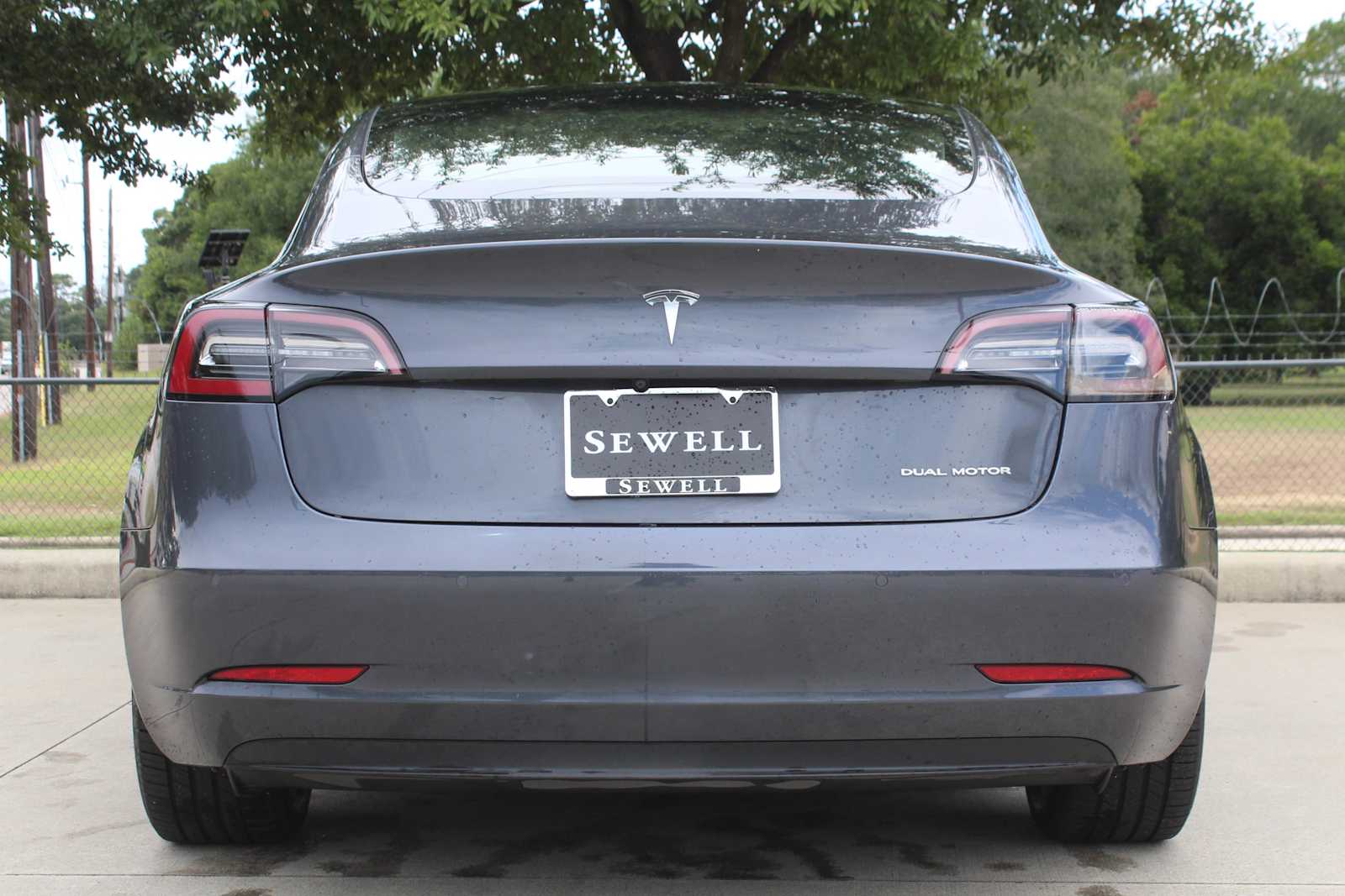 Used 2022  Tesla Long Range image 7