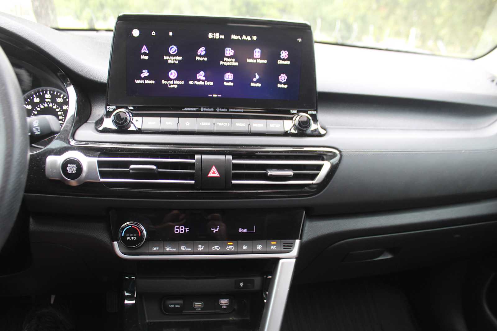 Used 2023 Snow White Pearl Kia SX image 17