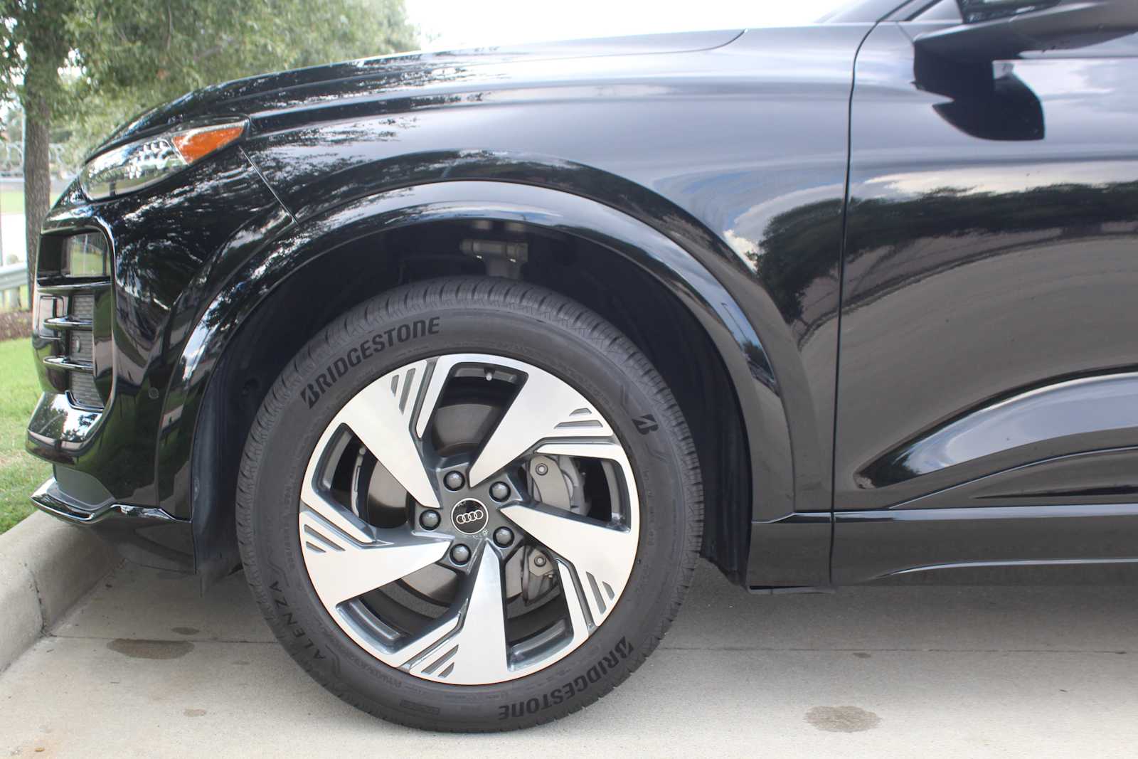 Certified Used 2025  Audi Premium Plus image 10