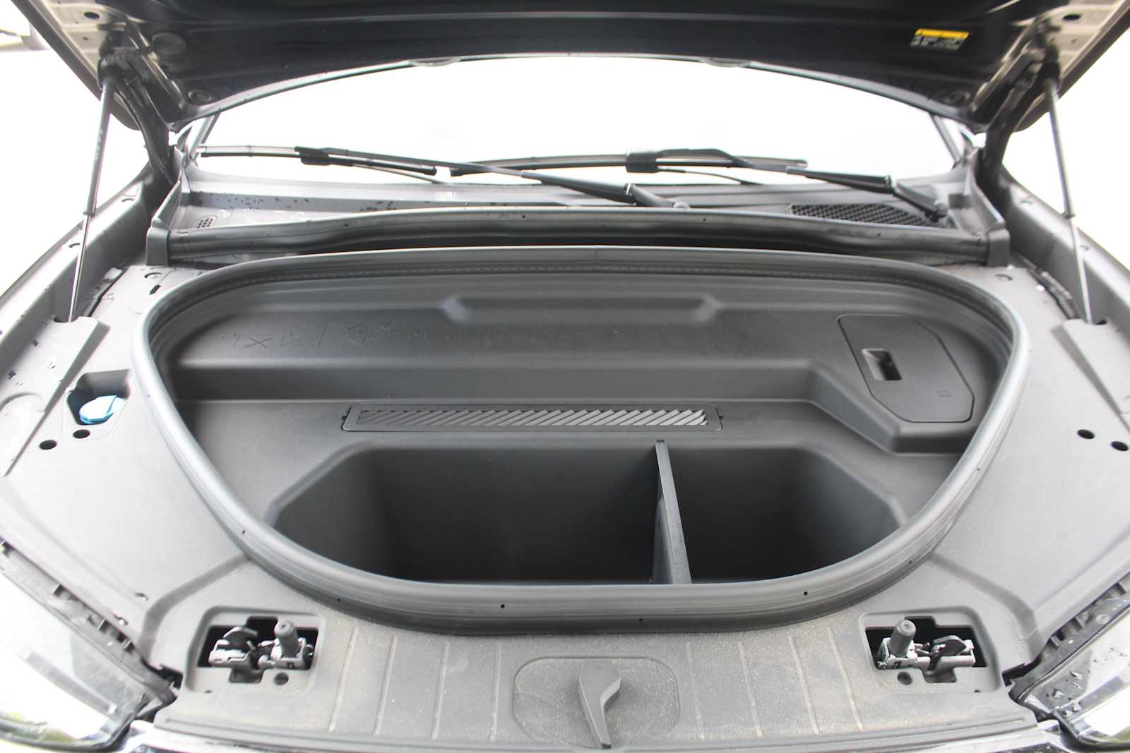 Certified Used 2025  Audi Premium Plus image 31