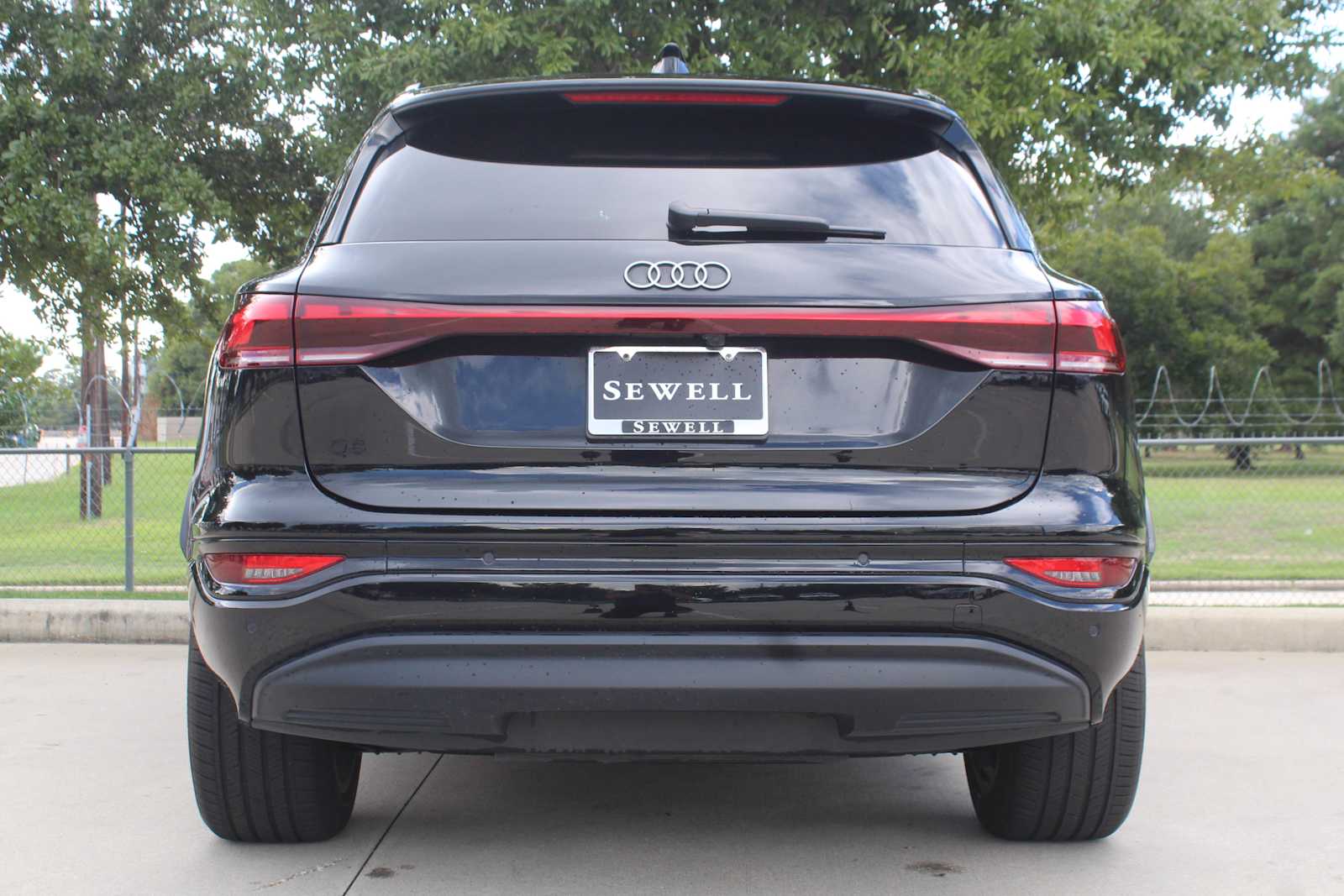 Certified Used 2025  Audi Premium Plus image 7