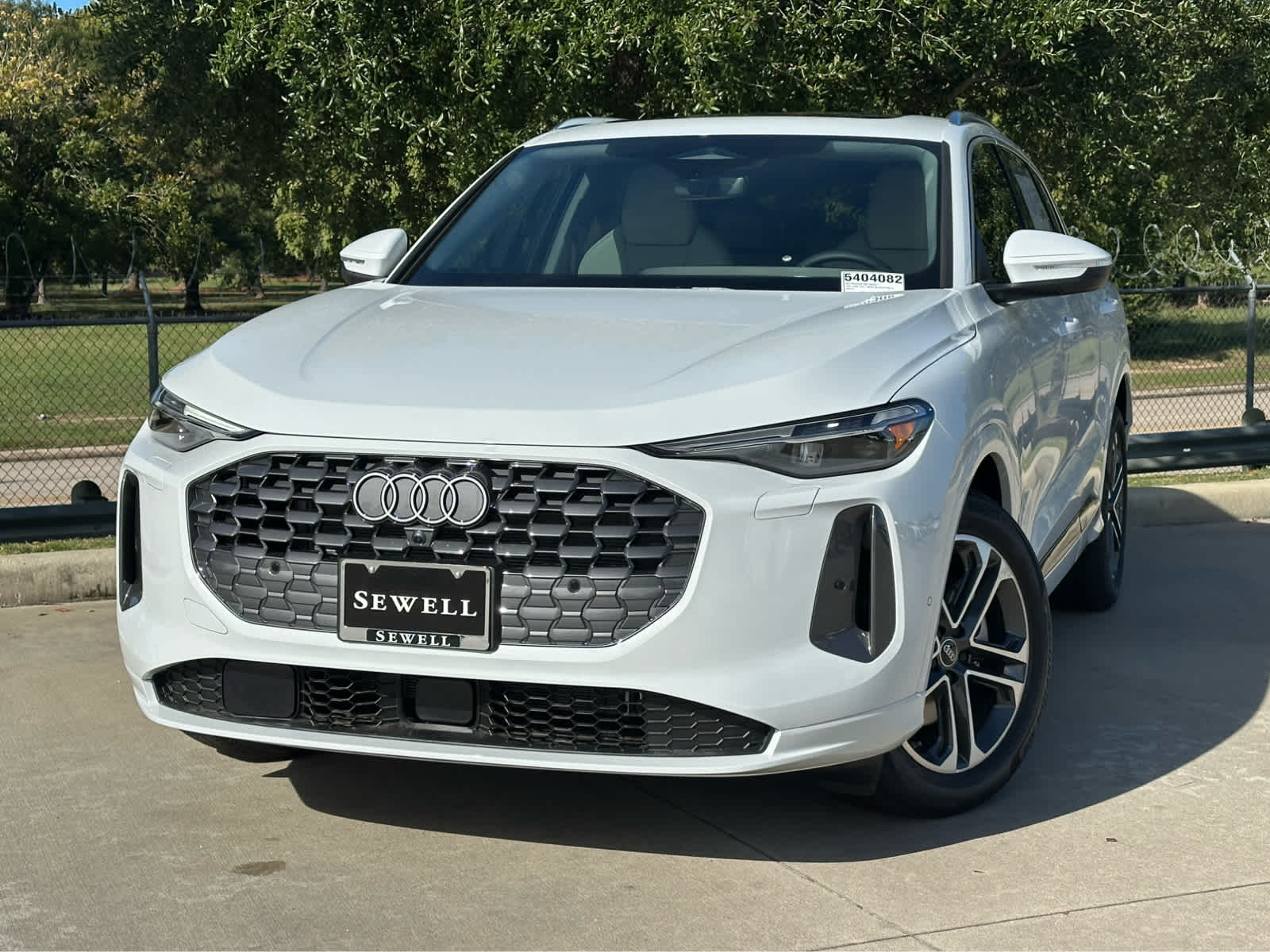 2025 Audi New Q5 Prestige's photo