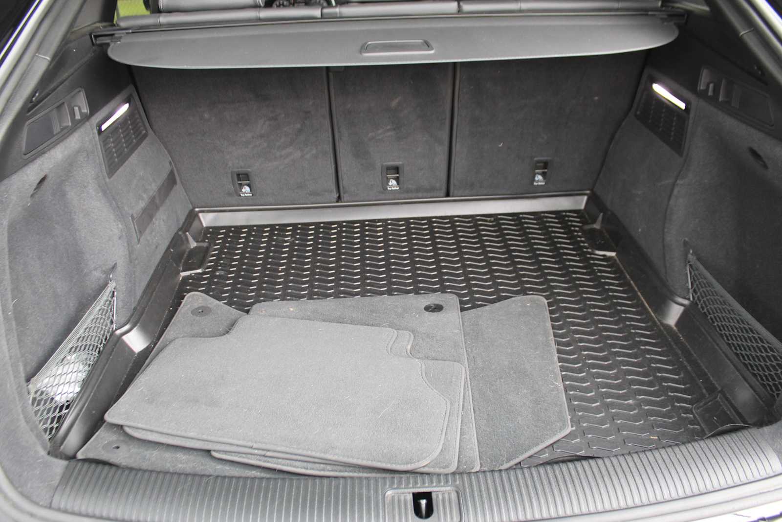car-gallery-32