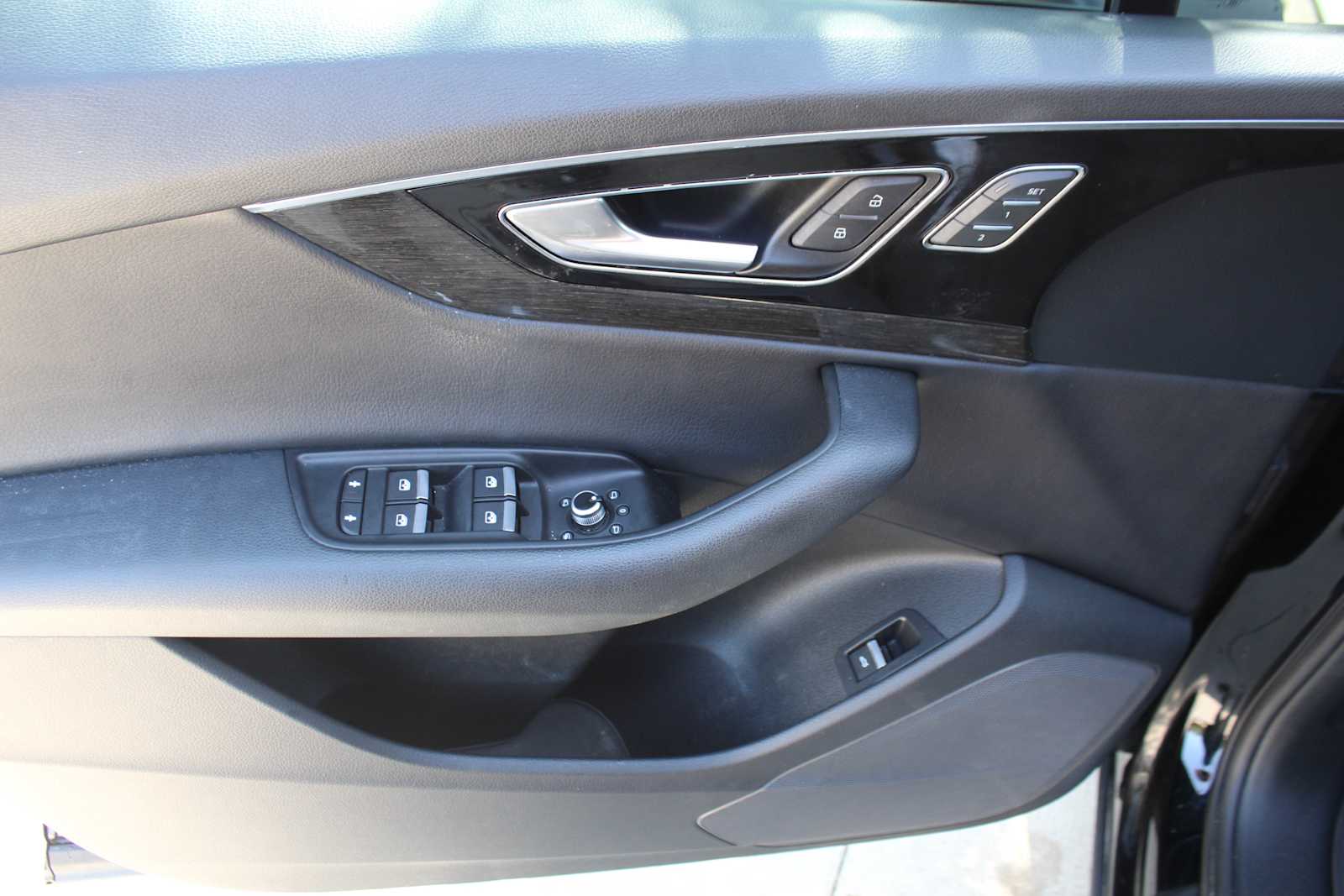 car-gallery-24