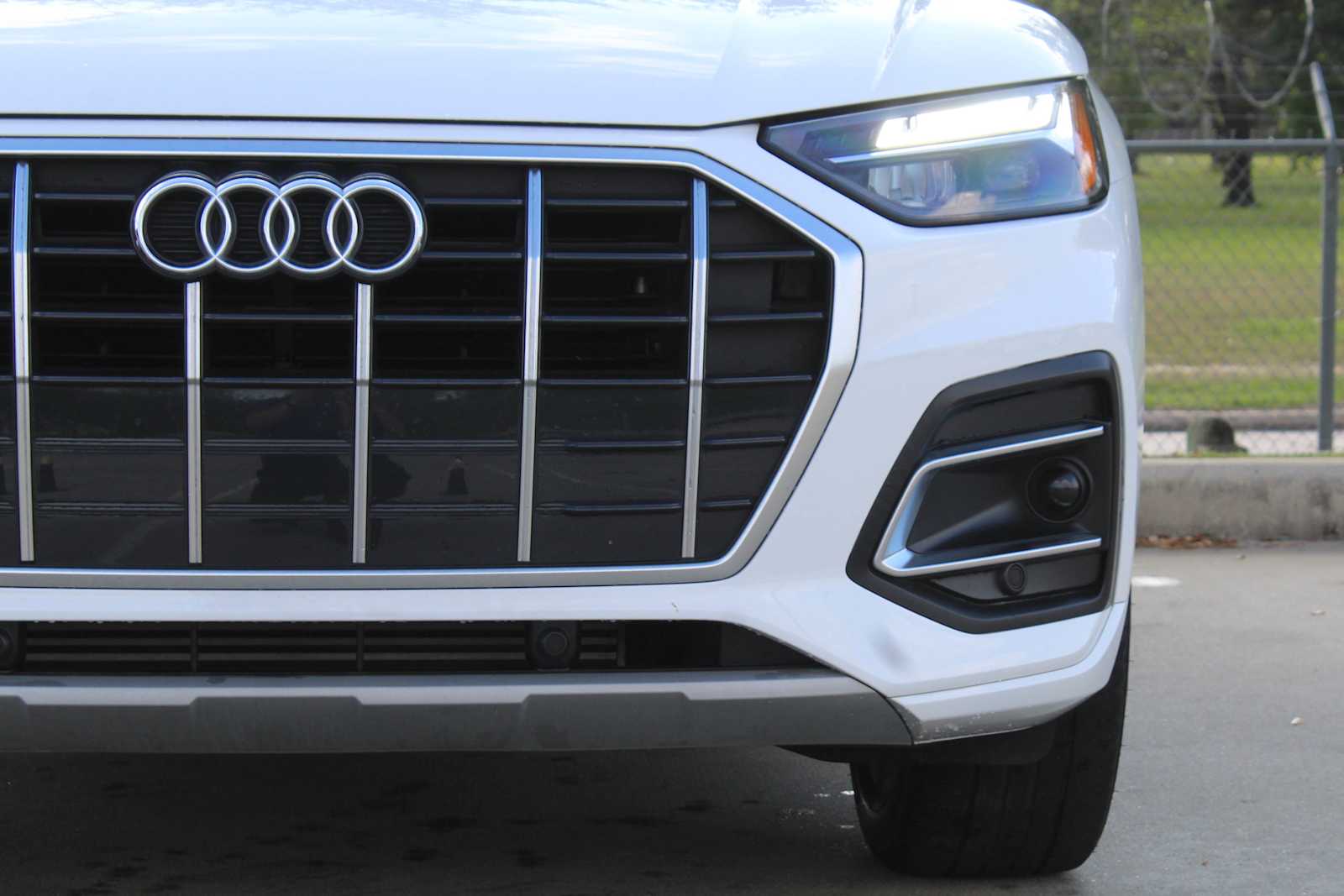 Certified Used 2023 Ibis White Audi Premium image 9
