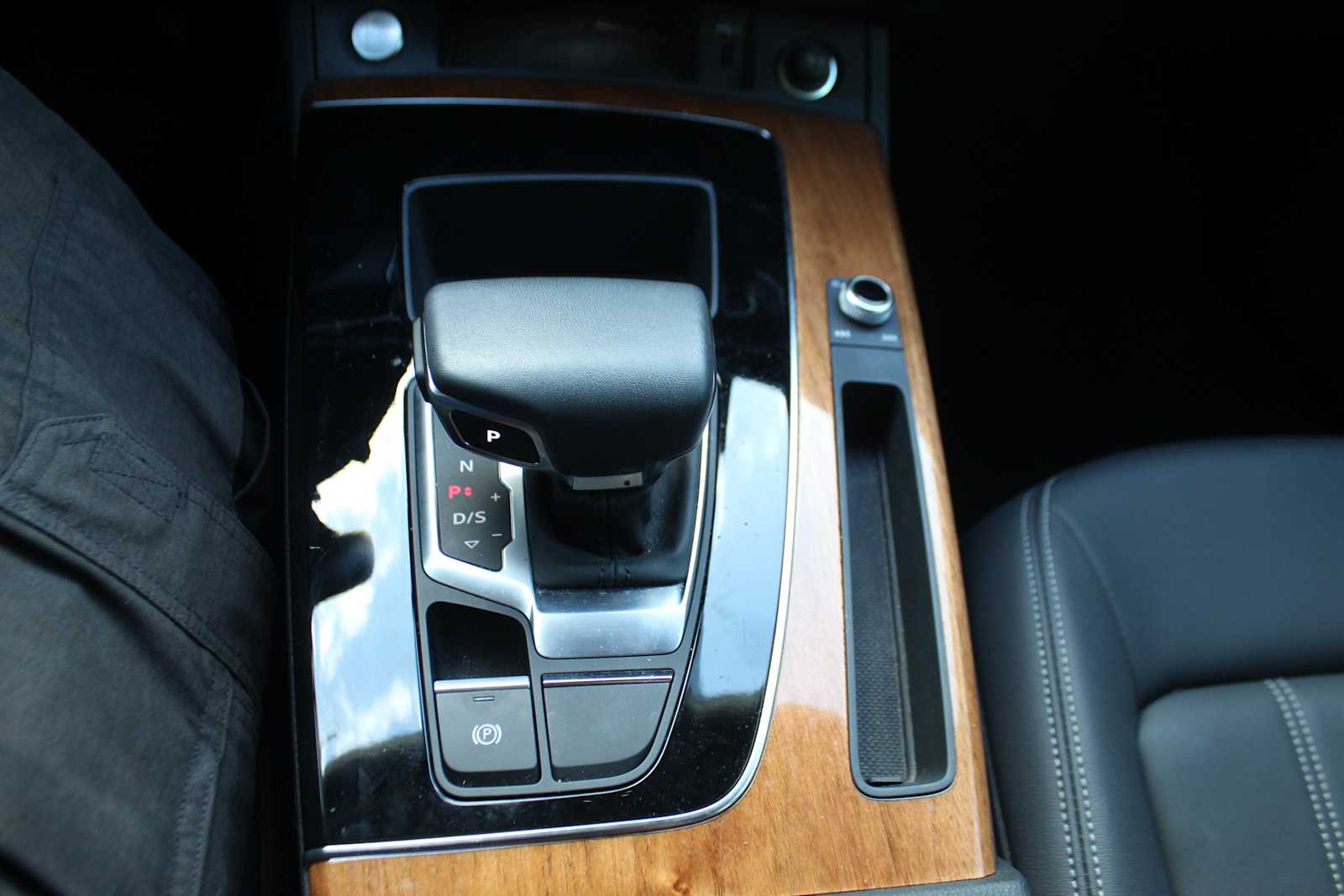 Certified Used 2023 Ibis White Audi Premium image 20