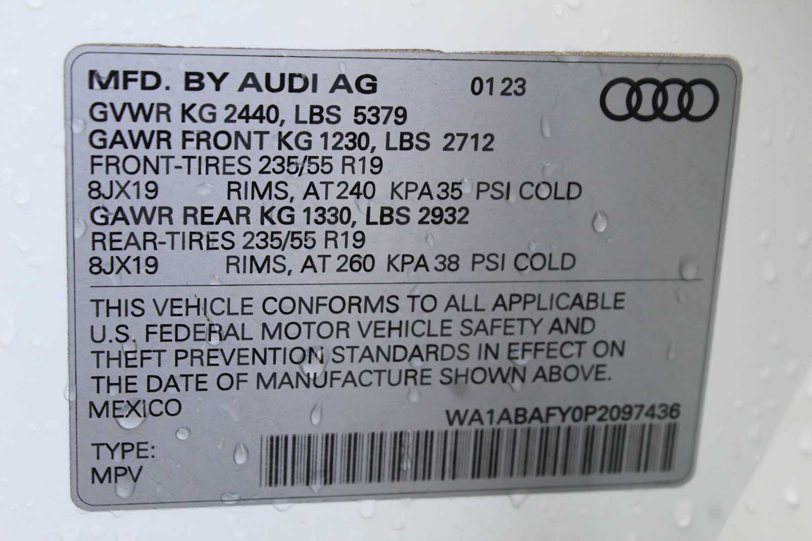 Certified Used 2023 Ibis White Audi Premium image 32