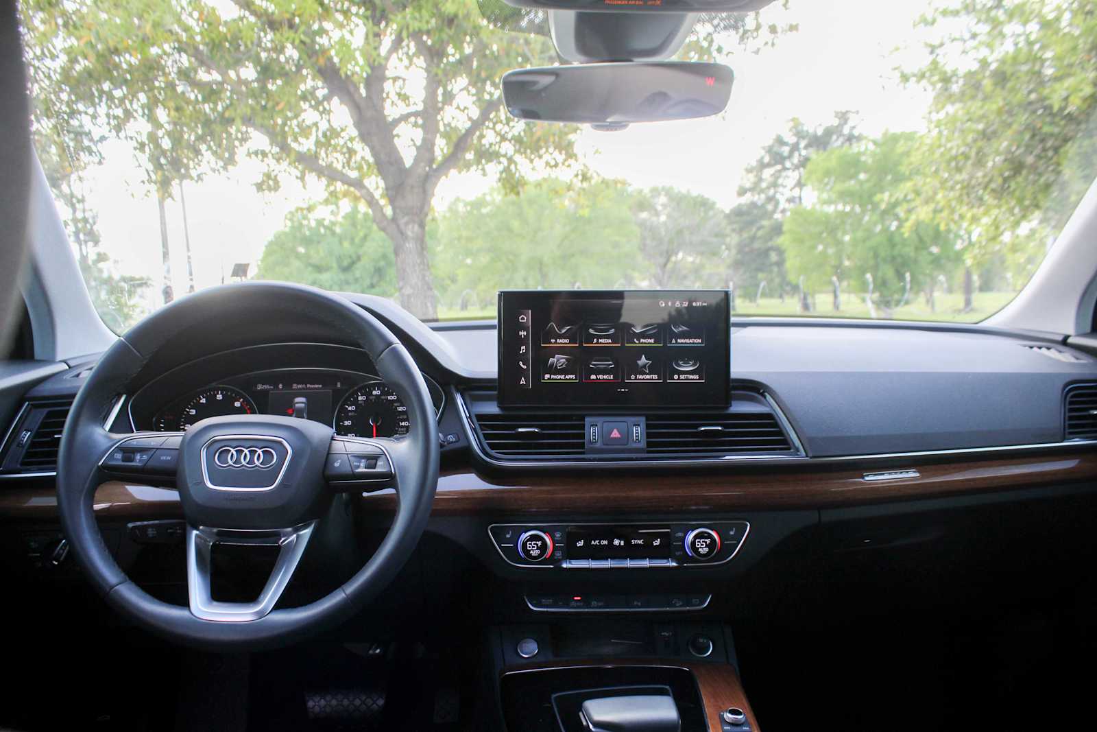 Certified Used 2023 Ibis White Audi Premium image 24