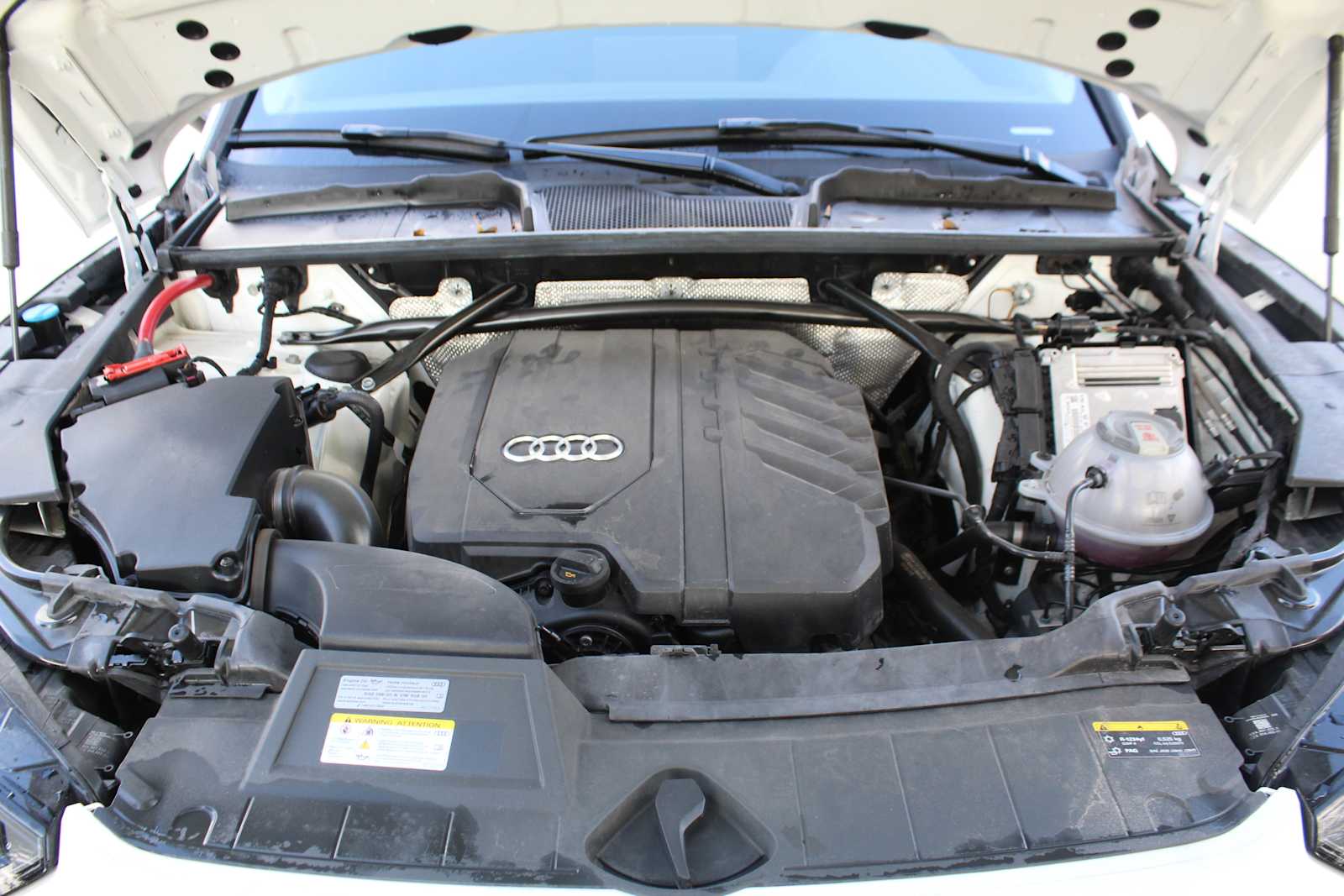 Certified Used 2023 Ibis White Audi Premium image 30