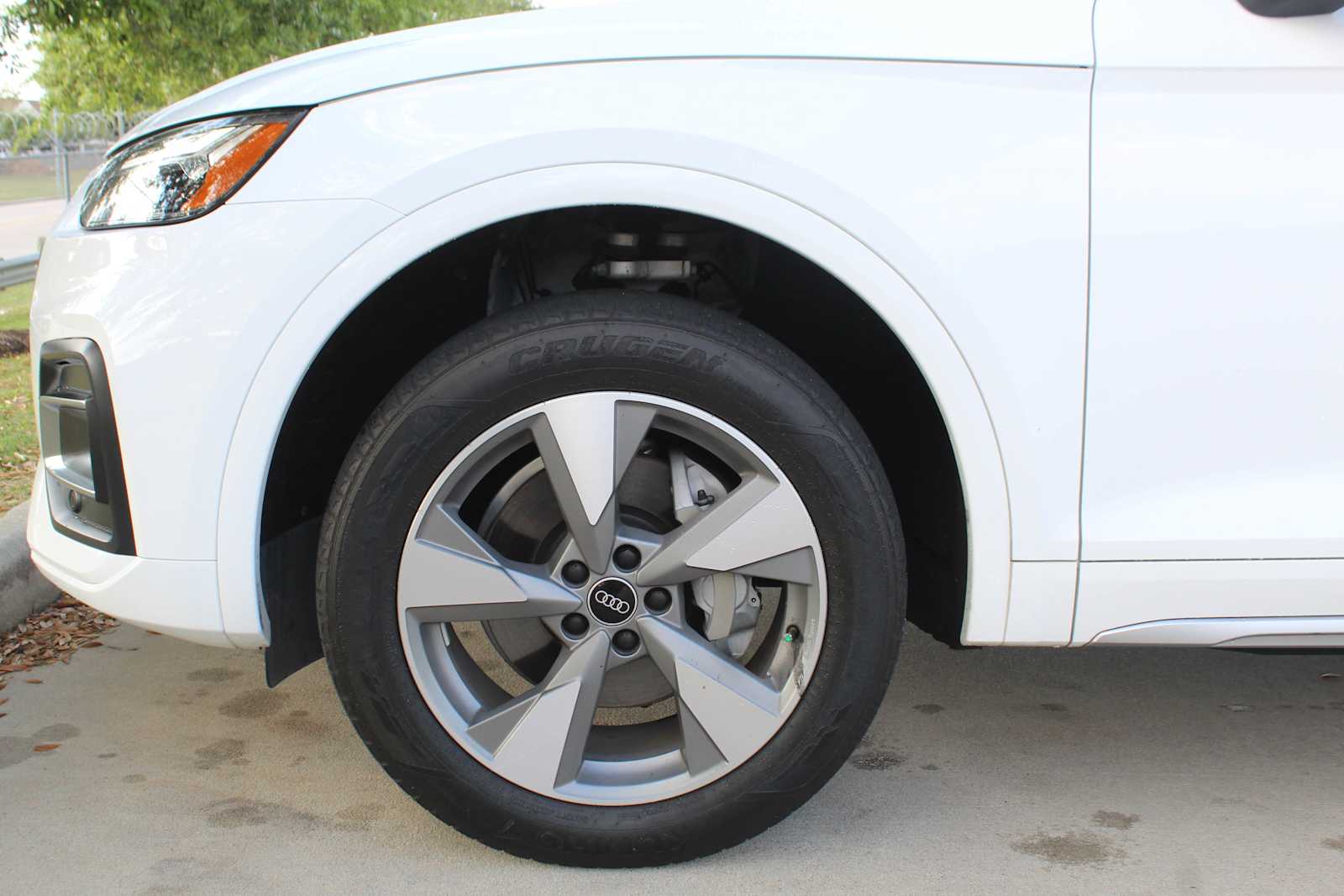 Certified Used 2023 Ibis White Audi Premium image 10