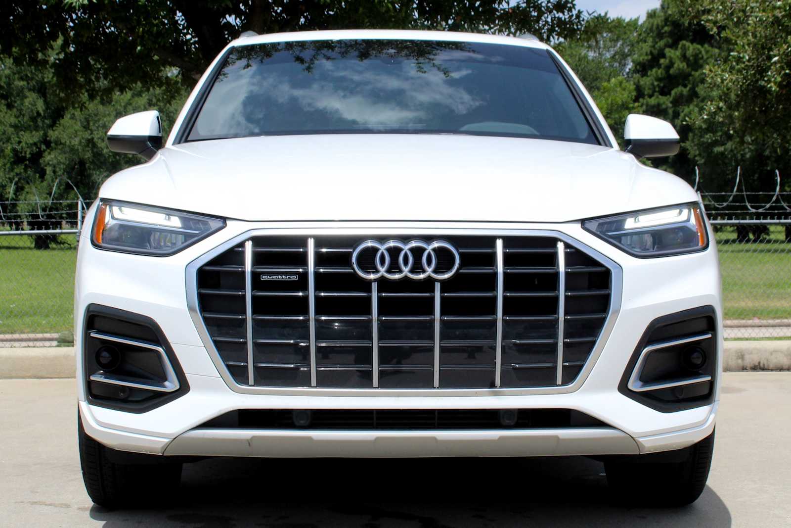 Certified Used 2023  Audi Premium image 2