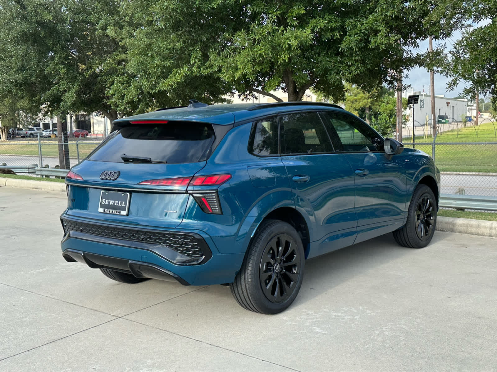 New 2026 BLUE Audi S line image 4
