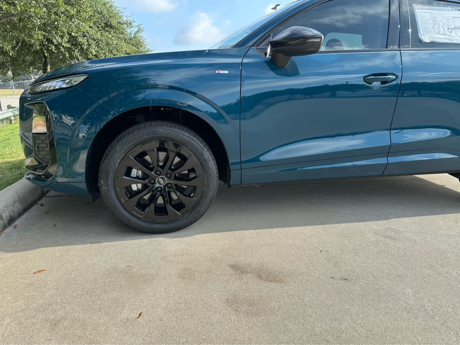 New 2026 BLUE Audi S line image 6
