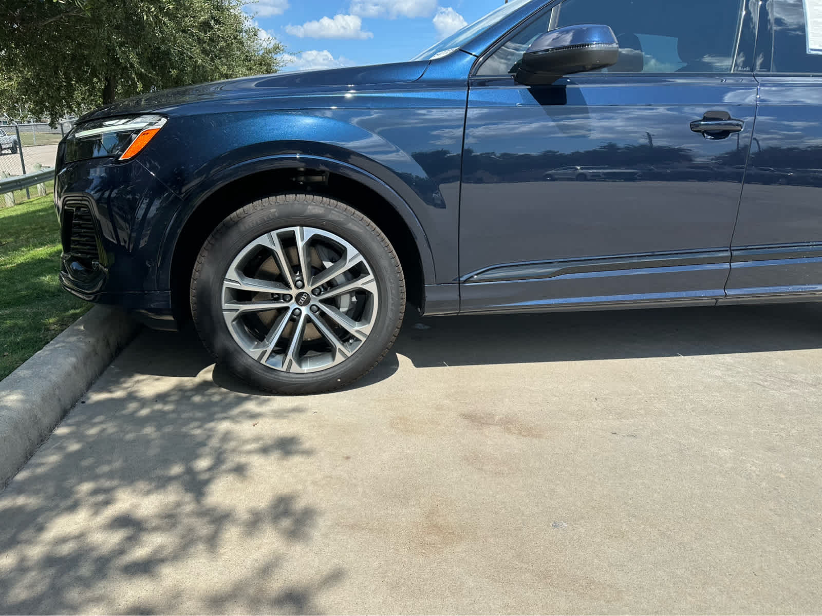 New 2026 Waitomo Blue Metallic Audi Premium image 6