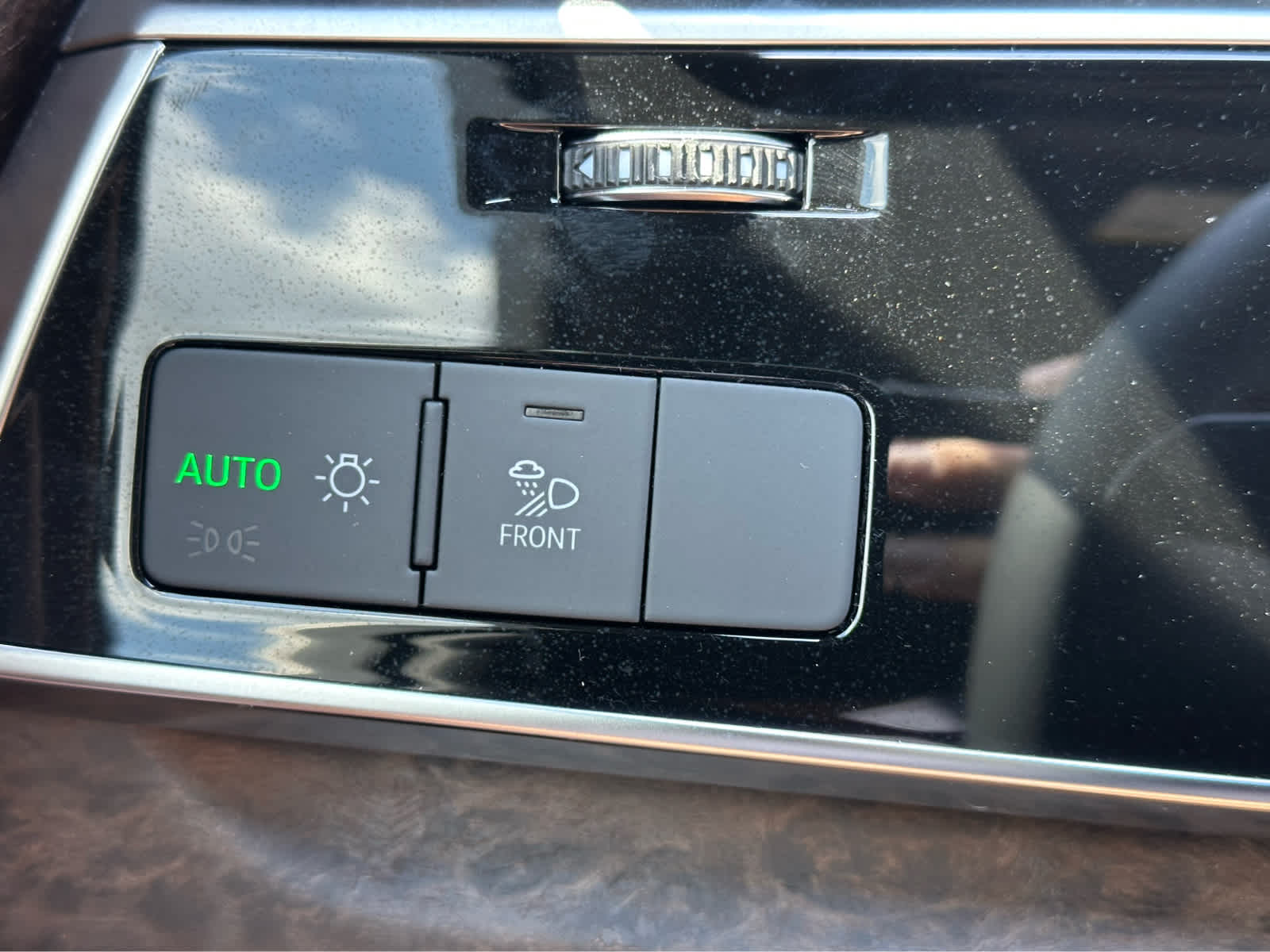New 2026 Waitomo Blue Metallic Audi Premium image 17