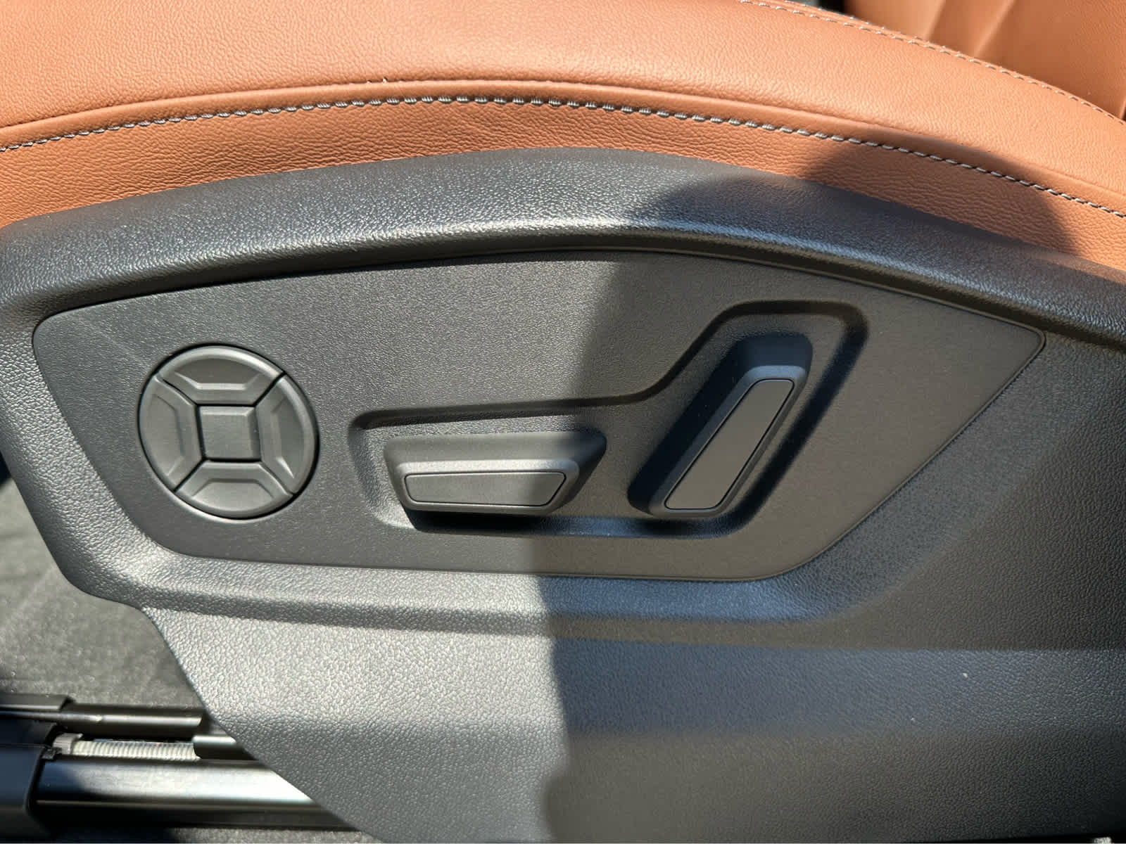New 2026 Waitomo Blue Metallic Audi Premium image 19