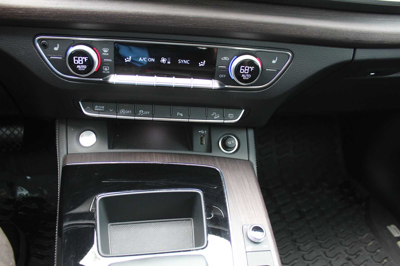 Certified Used 2023 Navarra Blue Metallic Audi Premium Plus image 19