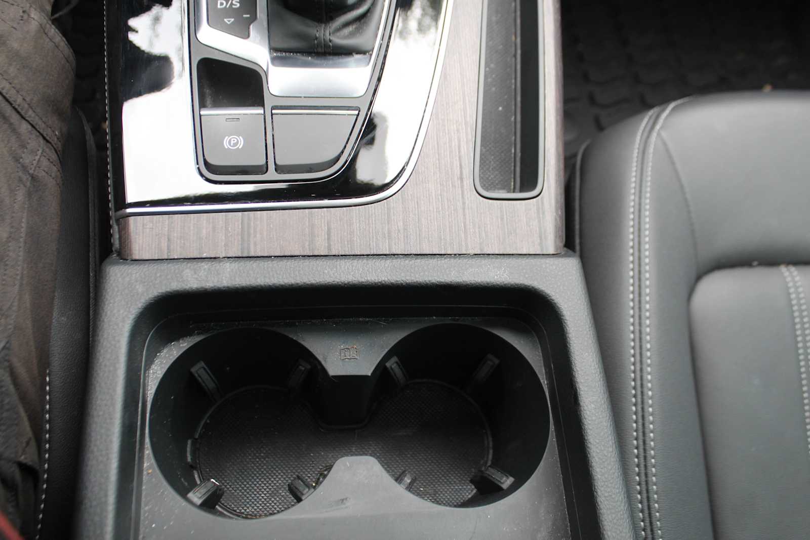 Certified Used 2023 Navarra Blue Metallic Audi Premium Plus image 21