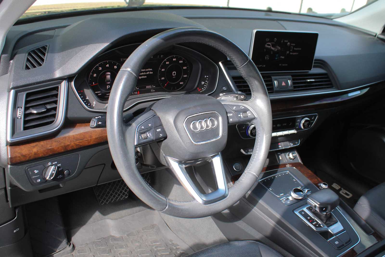 Used 2020 Moonlight Blue Metallic Audi Premium Plus image 13