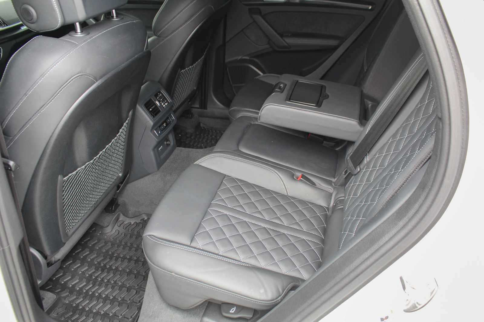 car-gallery-32