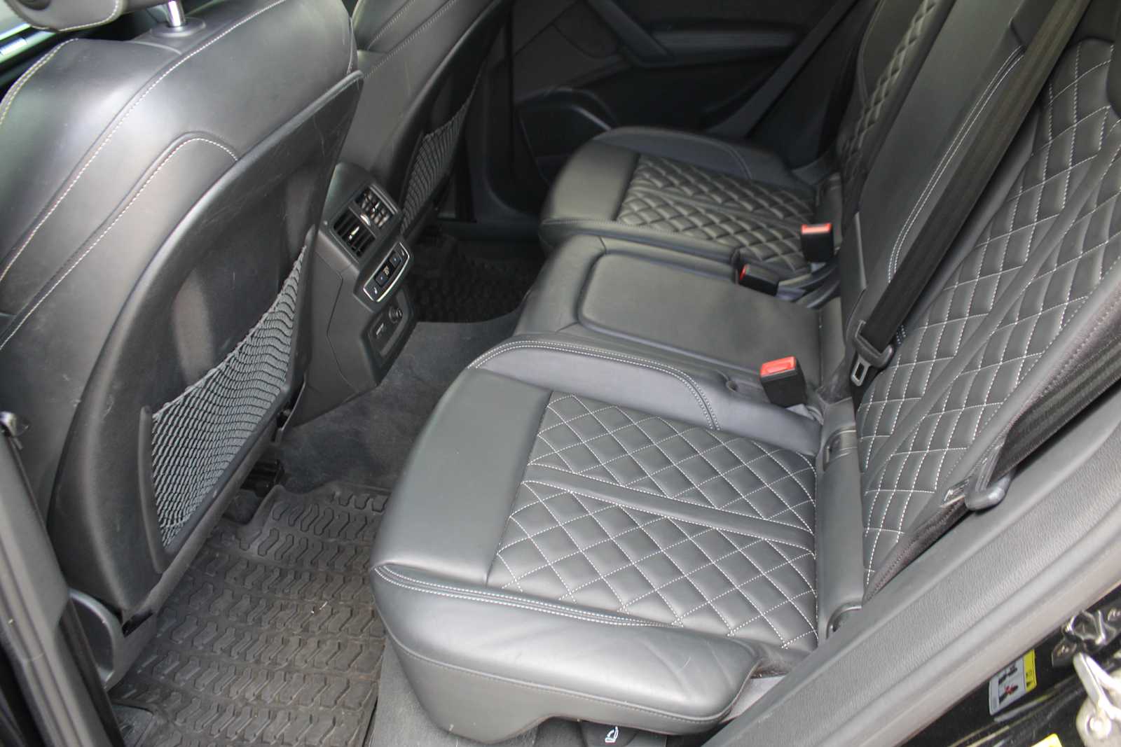 car-gallery-32