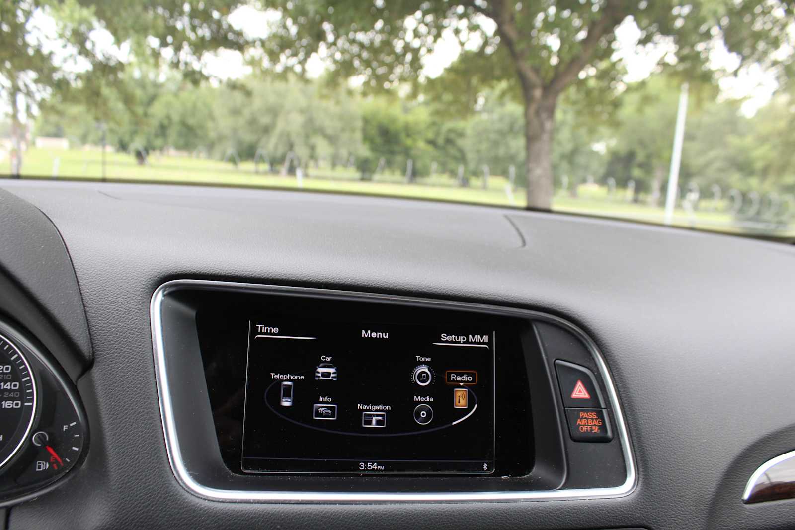 Used 2015 Brilliant Black Audi Premium image 18