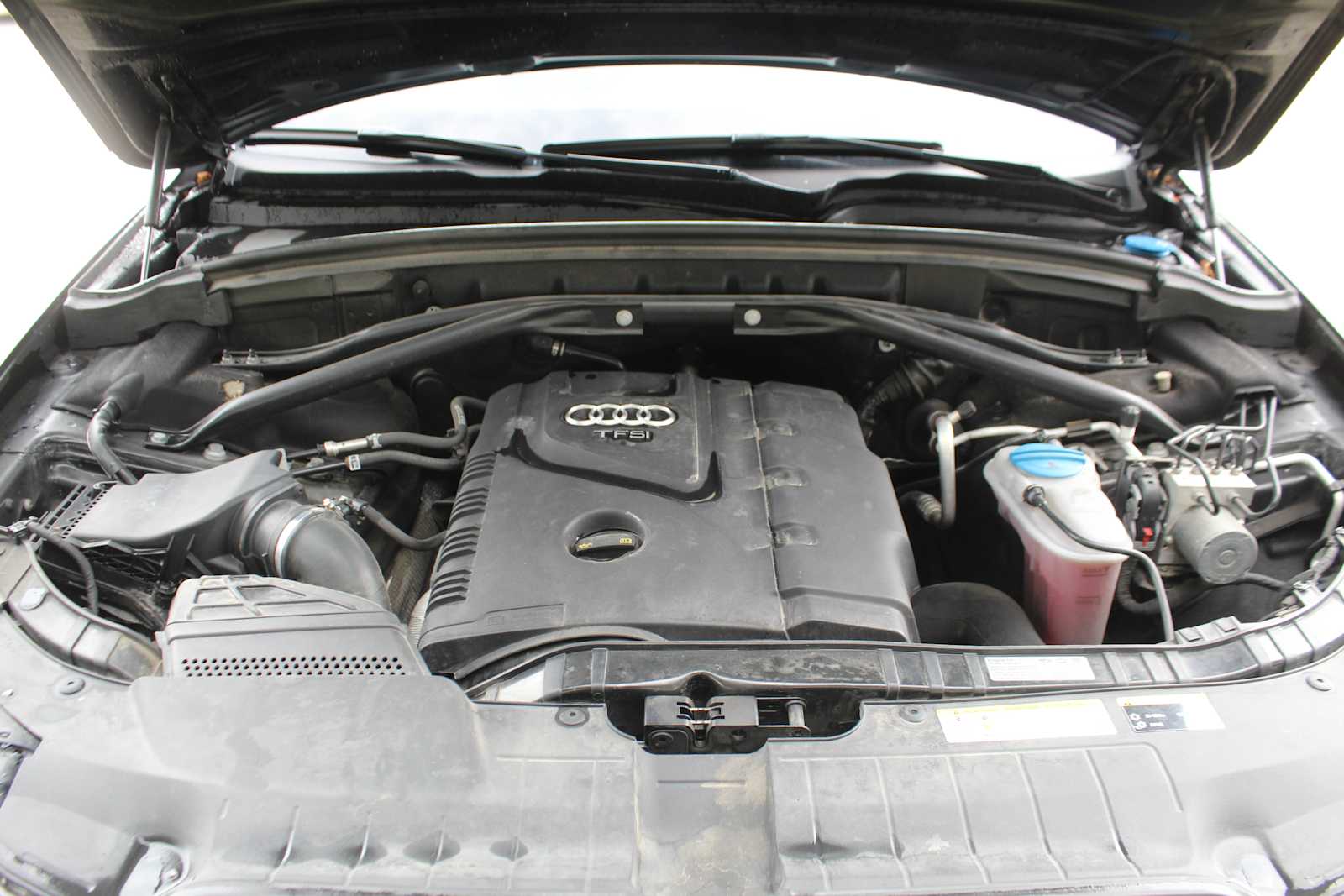 Used 2015 Brilliant Black Audi Premium image 30