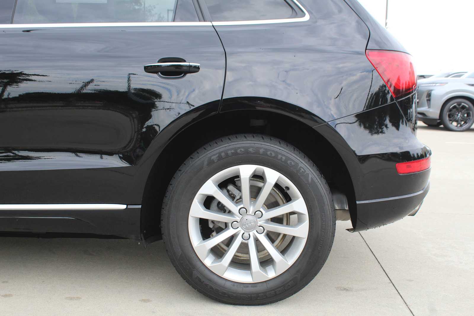Used 2015 Brilliant Black Audi Premium image 11
