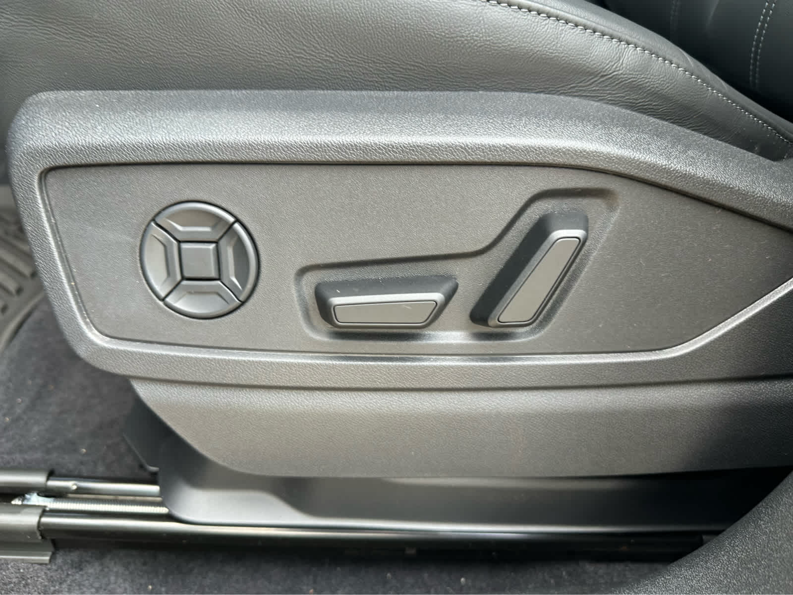 New 2026 GRAY Audi Premium image 17
