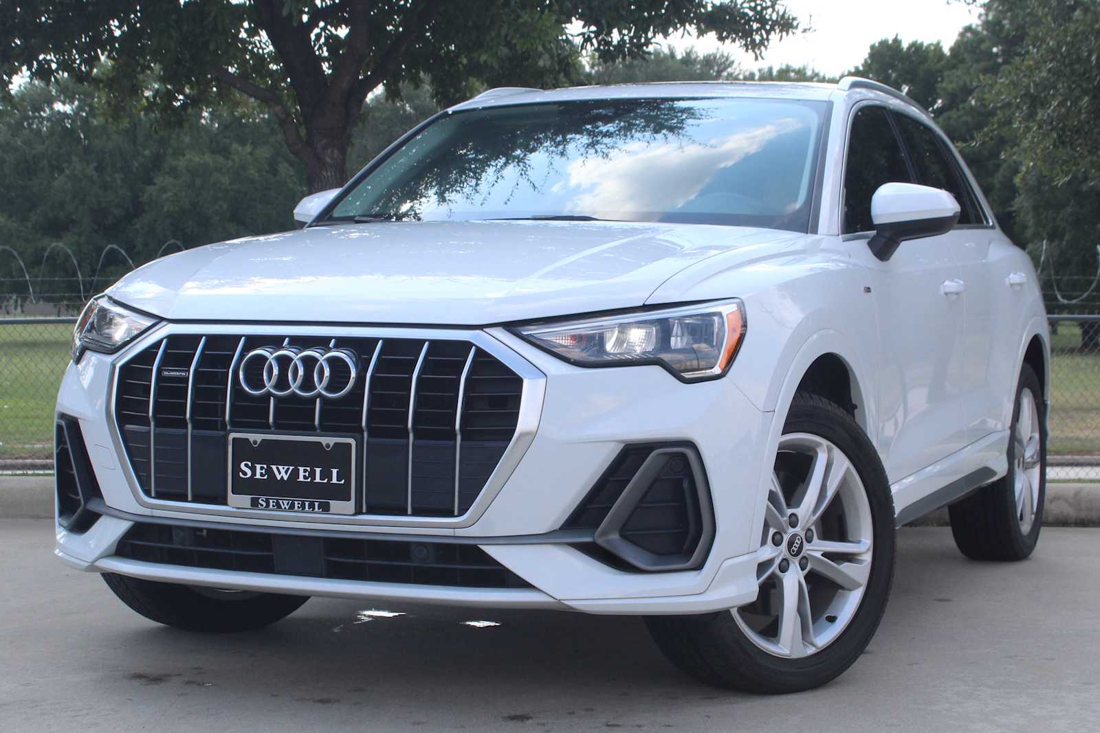 2022 Audi Q3