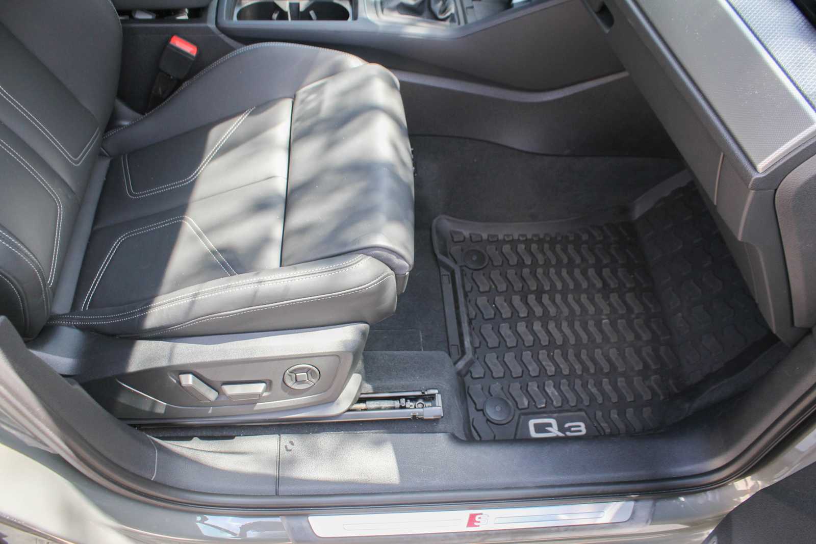 Certified Used 2024 Chronos Gray Metallic Audi S line Premium image 13