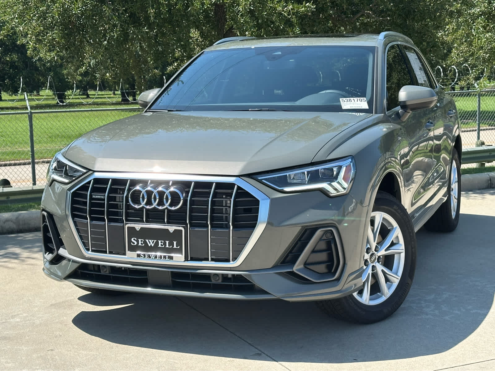 2025 Audi Q3 S Line Premium's photo