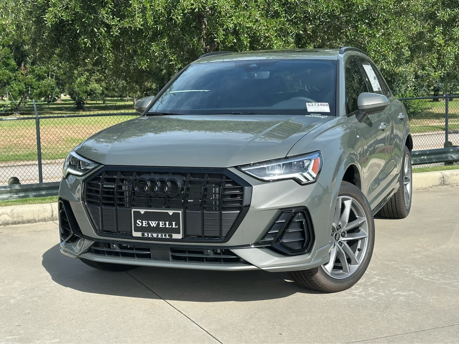 2025 Audi Q3 S Line Premium's photo