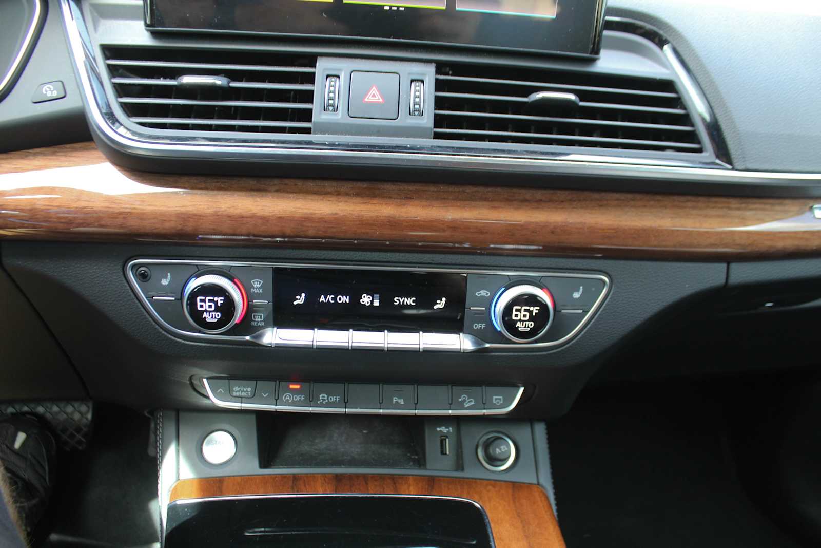 Certified Used 2023 Daytona Gray Pearl Effect Audi S line Premium Plus image 16