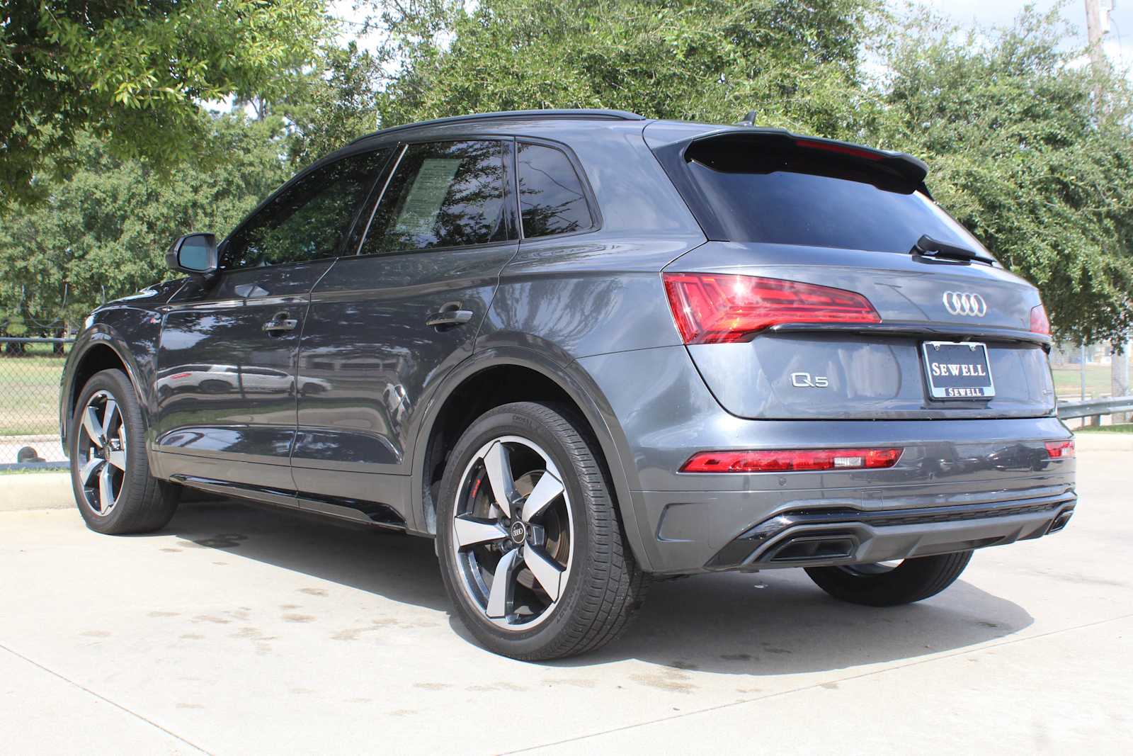 Certified Used 2023 Daytona Gray Pearl Effect Audi S line Premium Plus image 6