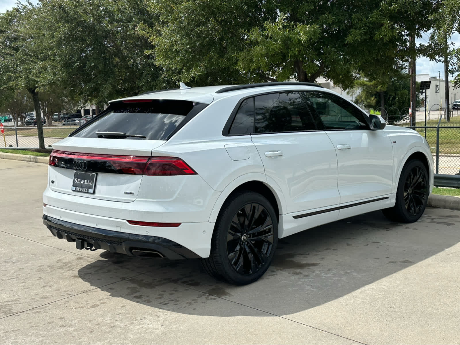 New 2026 Glacier White Metallic Audi Premium Plus image 4