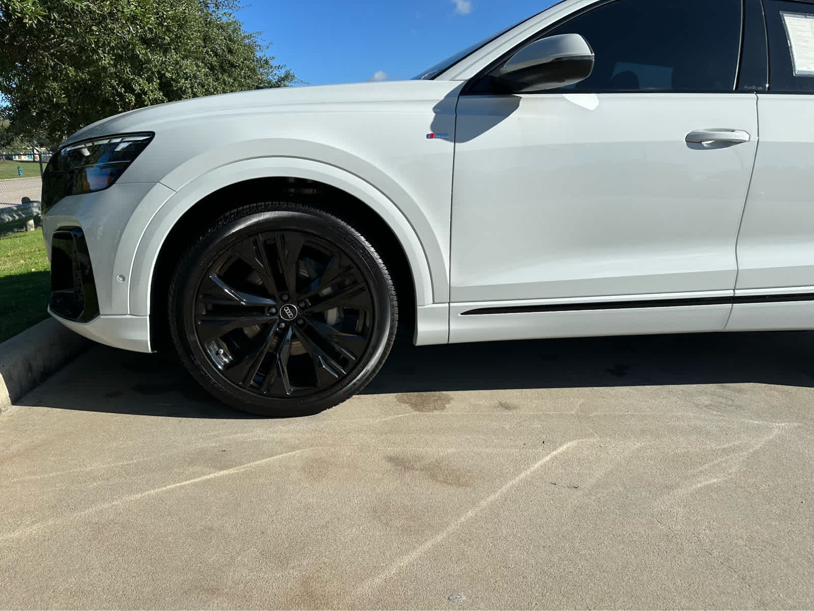 New 2026 Glacier White Metallic Audi Premium Plus image 6