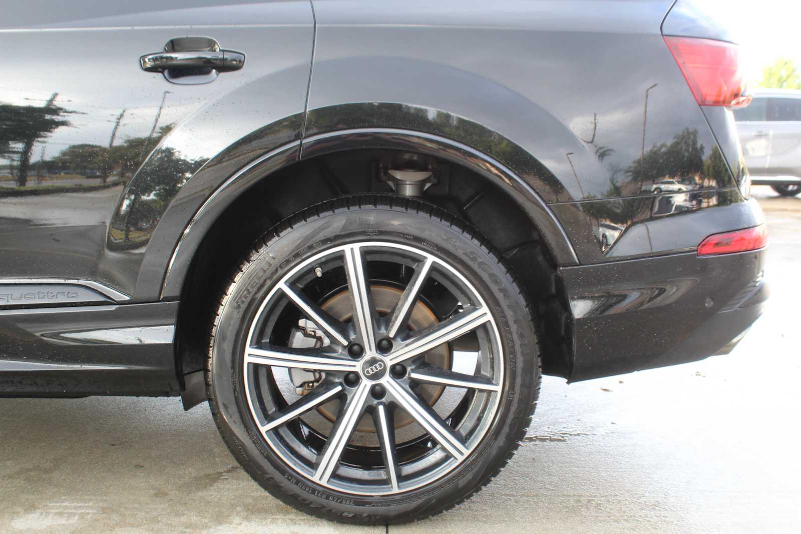 Certified Used 2025  Audi Premium Plus image 11