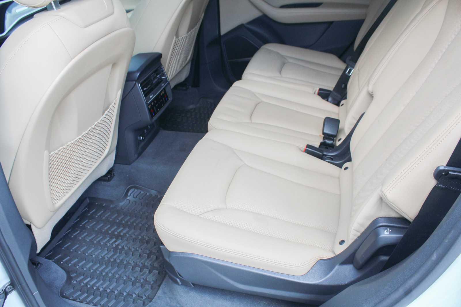 car-gallery-28
