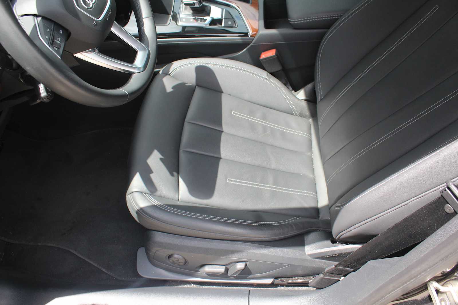 Certified Used 2024 Mythos Black Metallic Audi Premium image 12