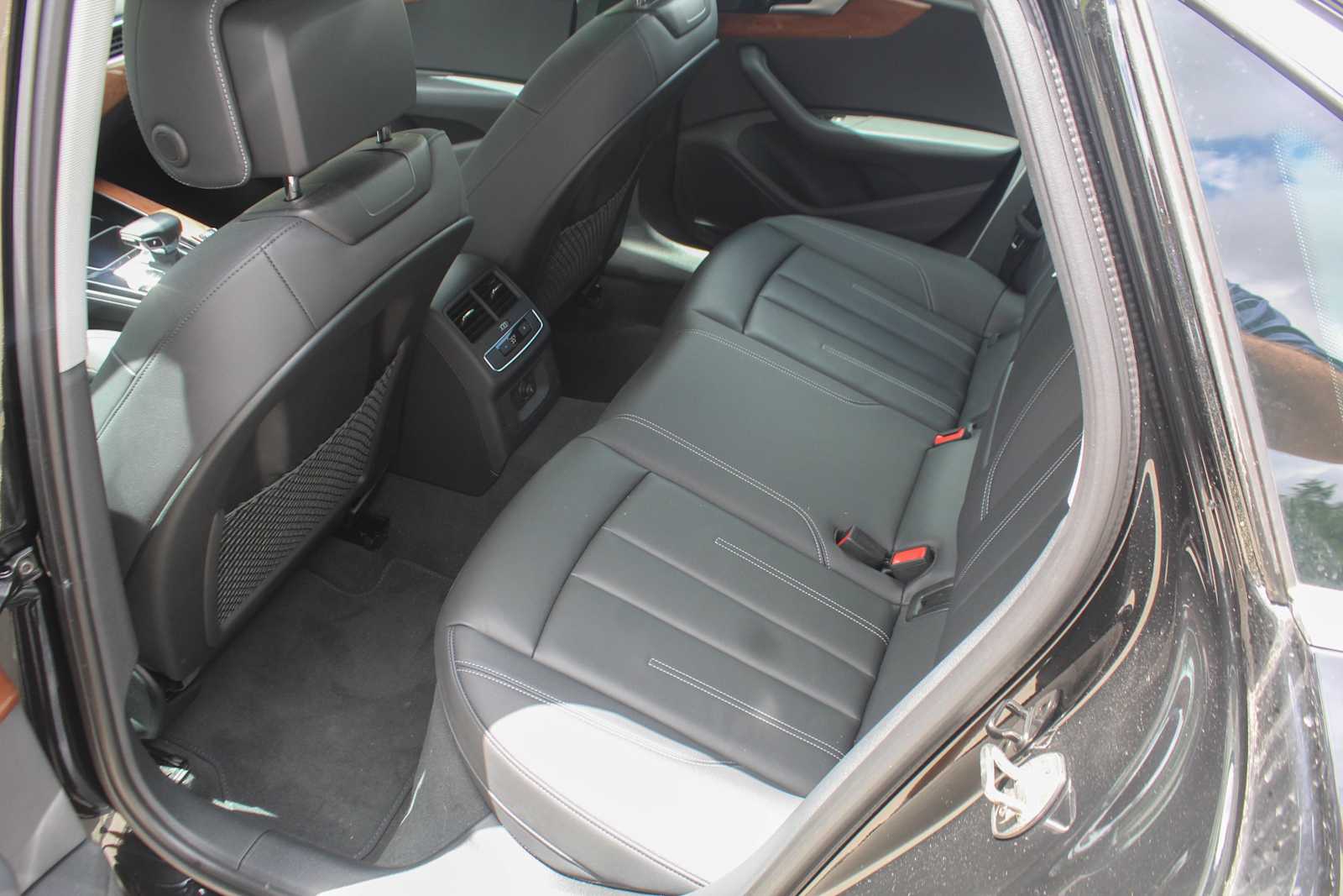 Certified Used 2024 Mythos Black Metallic Audi Premium image 28