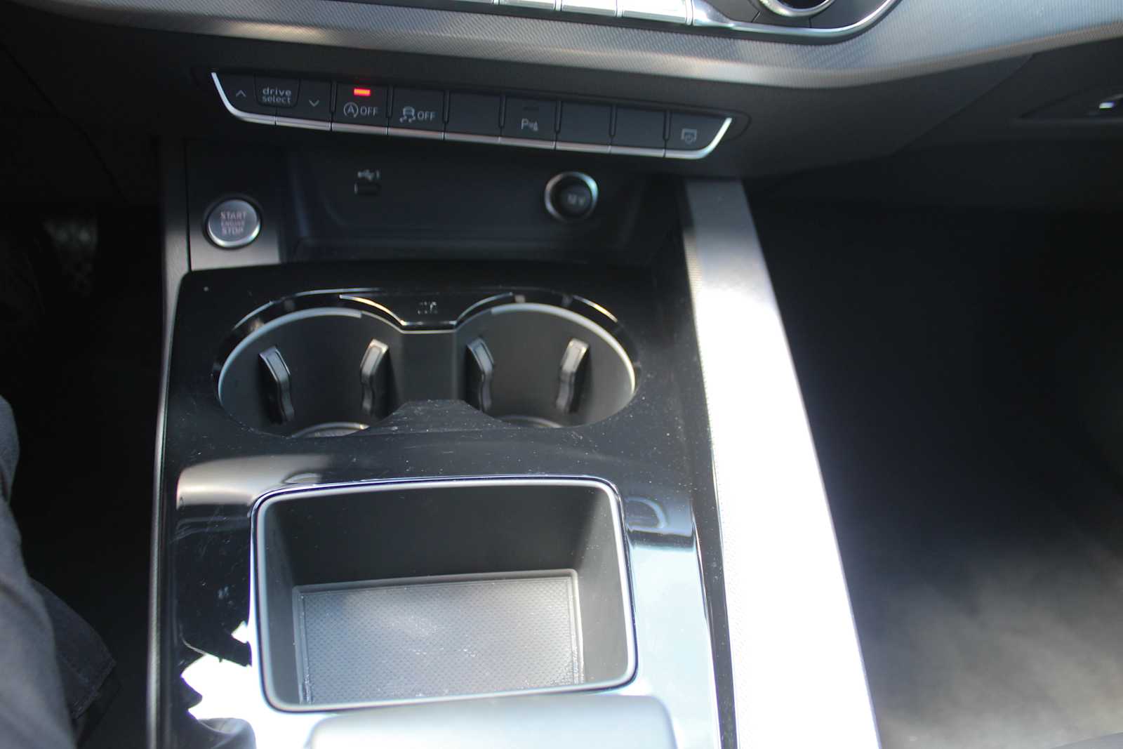 Certified Used 2024 Mythos Black Metallic Audi S line Premium image 17