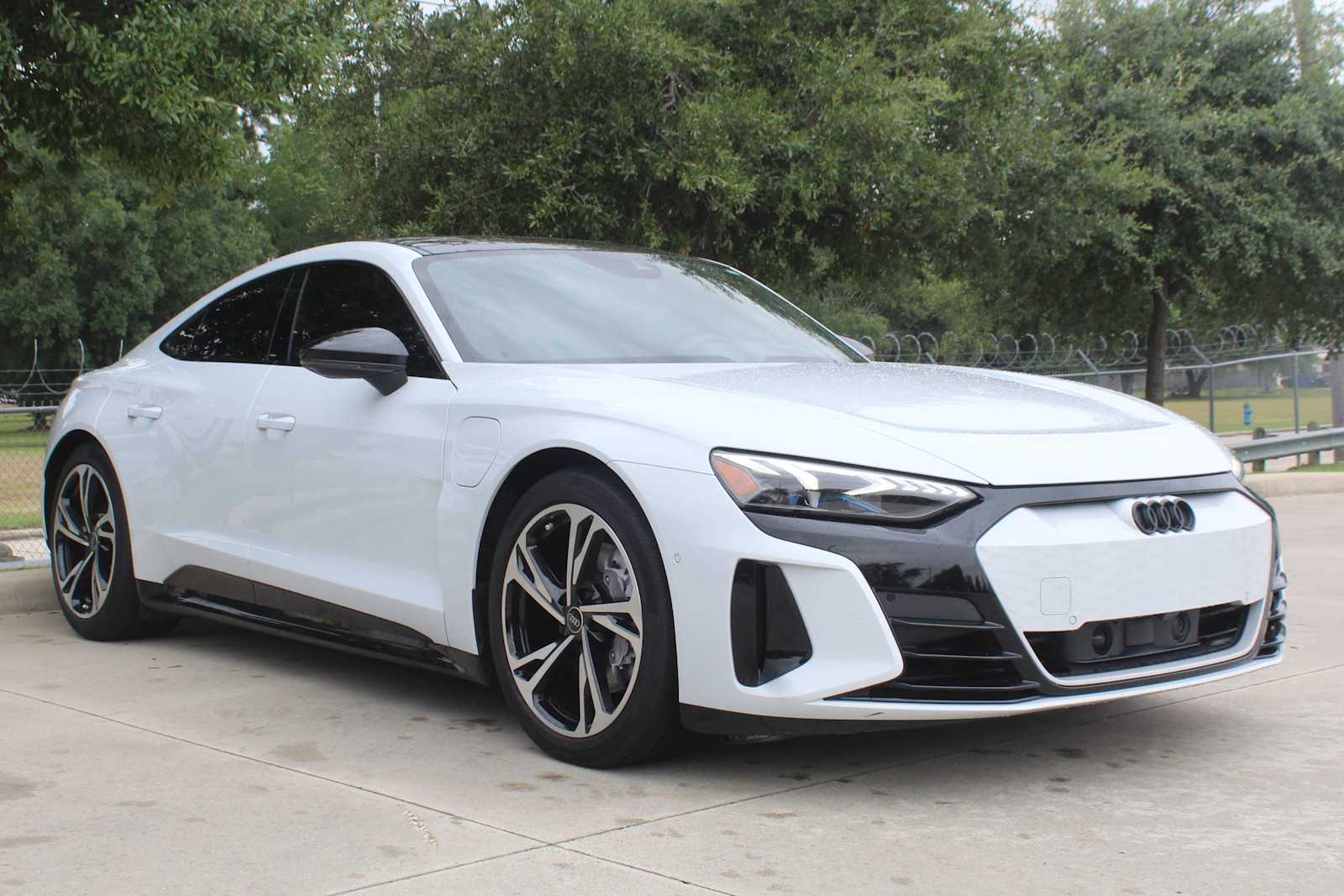 Certified Used 2024 Suzuka Gray Metallic Audi Prestige image 4