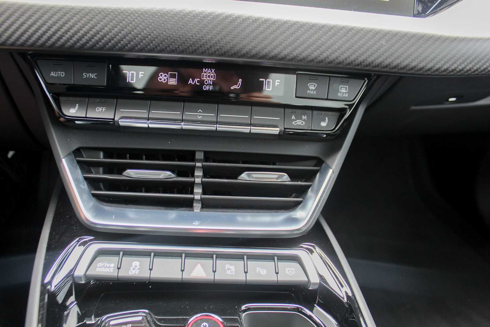 Certified Used 2024 Suzuka Gray Metallic Audi Prestige image 20