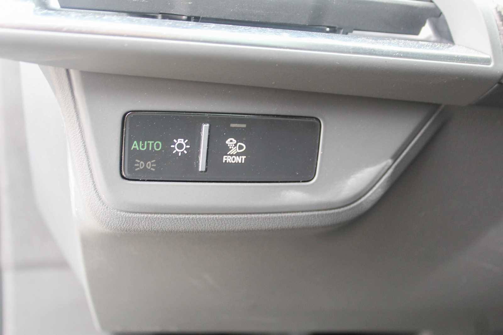Certified Used 2024 Suzuka Gray Metallic Audi Prestige image 24