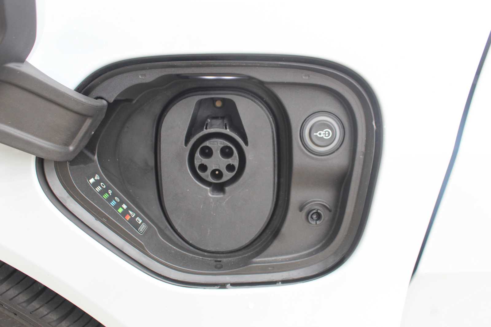 Certified Used 2024 Suzuka Gray Metallic Audi Prestige image 29