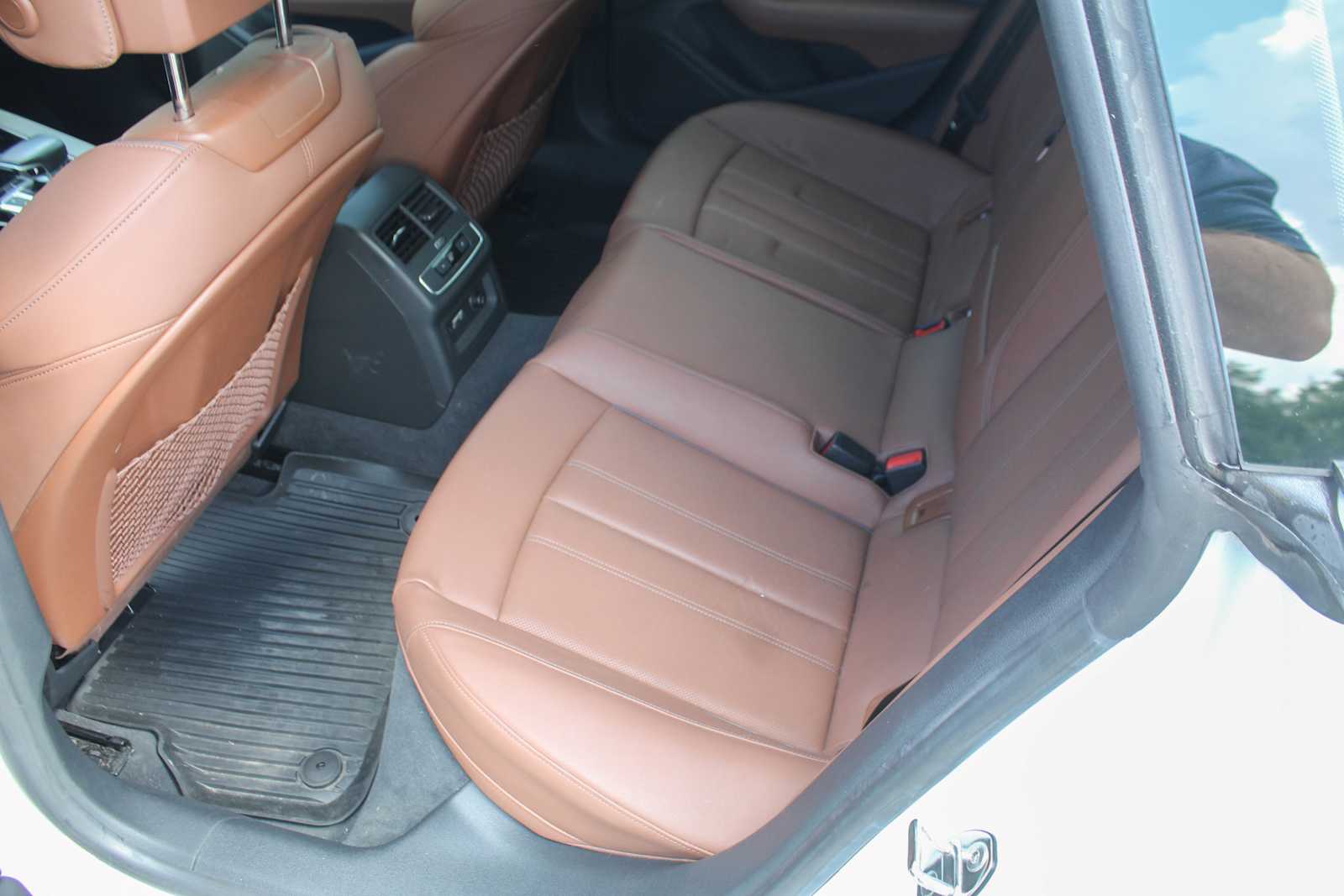 car-gallery-28