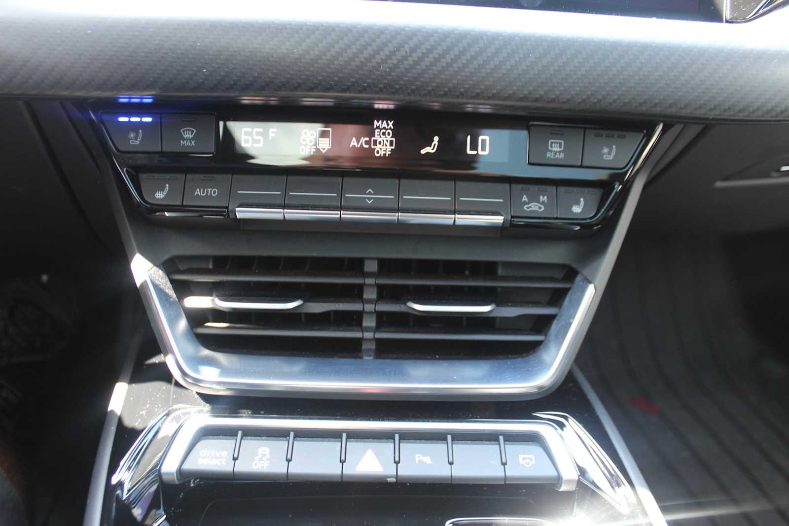 Certified Used 2024 Mythos Black Metallic Audi Premium Plus image 18